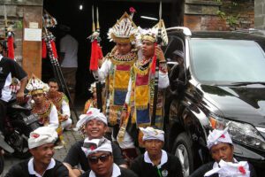Men in Ubud on Bali, Indonesia 's Island of Gods